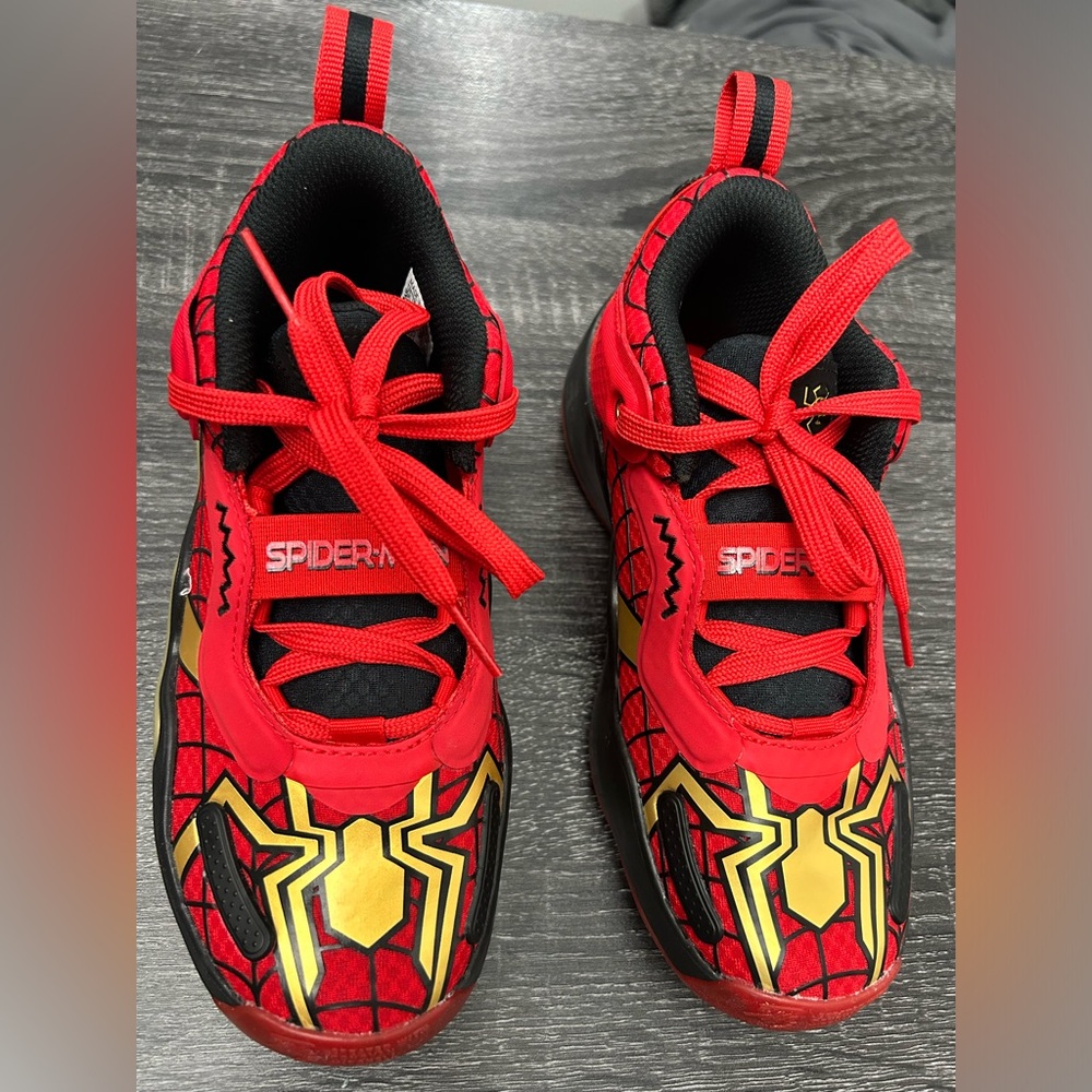 adidas Kids Sneakers - Red and Gold
